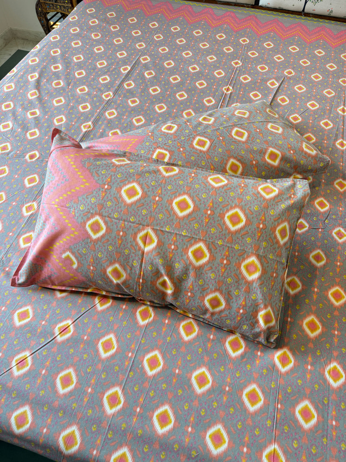 Terracotta Bloom Pure Cotton King Size Bedsheet Set with 2 Pillow Covers (108”*108”)