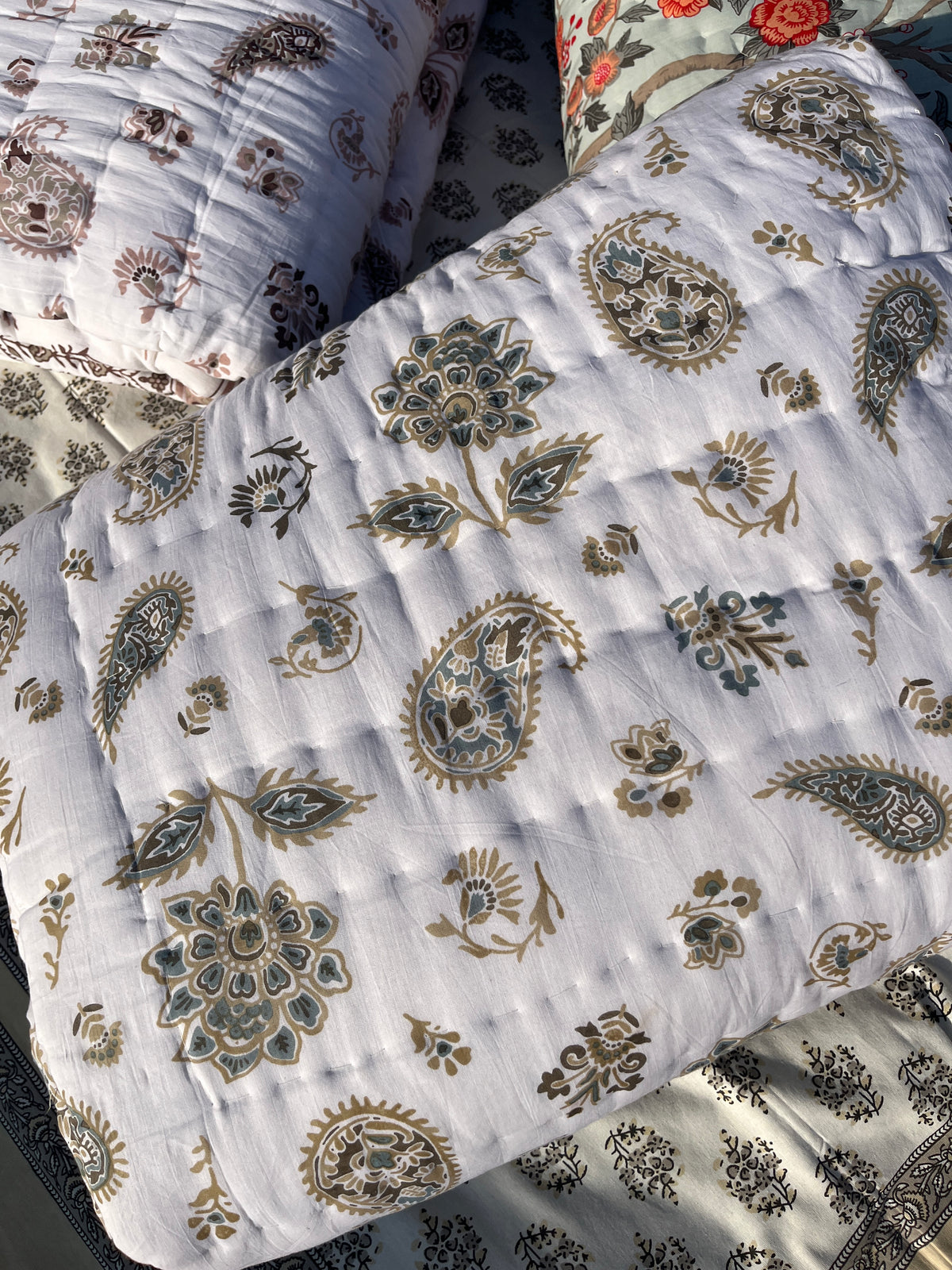 Jaipuri Double Bed Quilt (90”*108”)