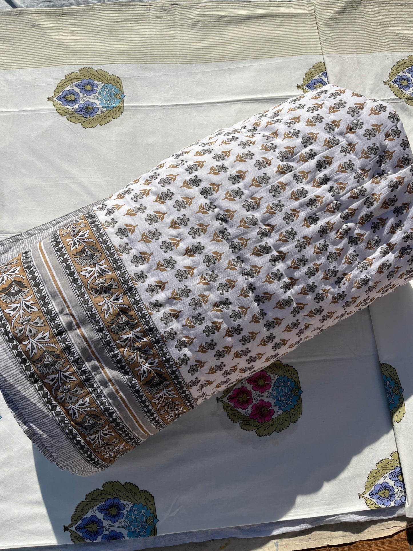 Jaipuri Double Bed Quilt (90”*108”)