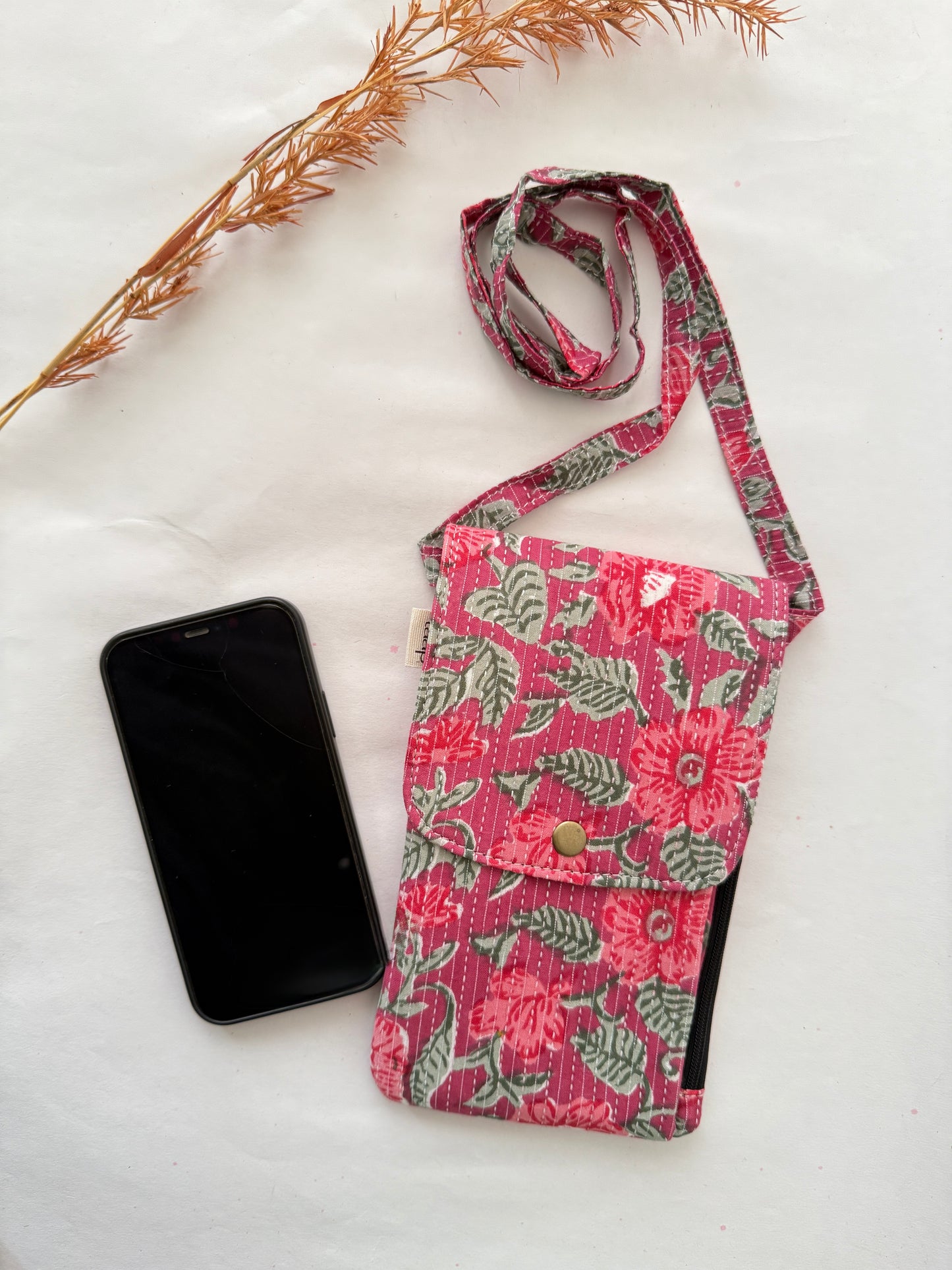 Rosette Trail Mobile Sling – The Everyday Essential