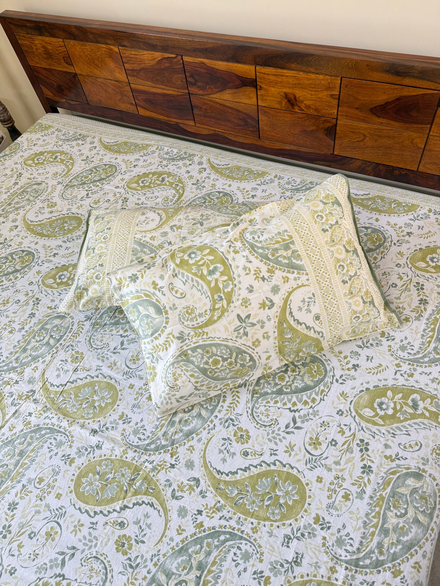 Olive Paisley Pure Cotton King Size Bedsheet with 2 Pillow Covers (108”*108”)