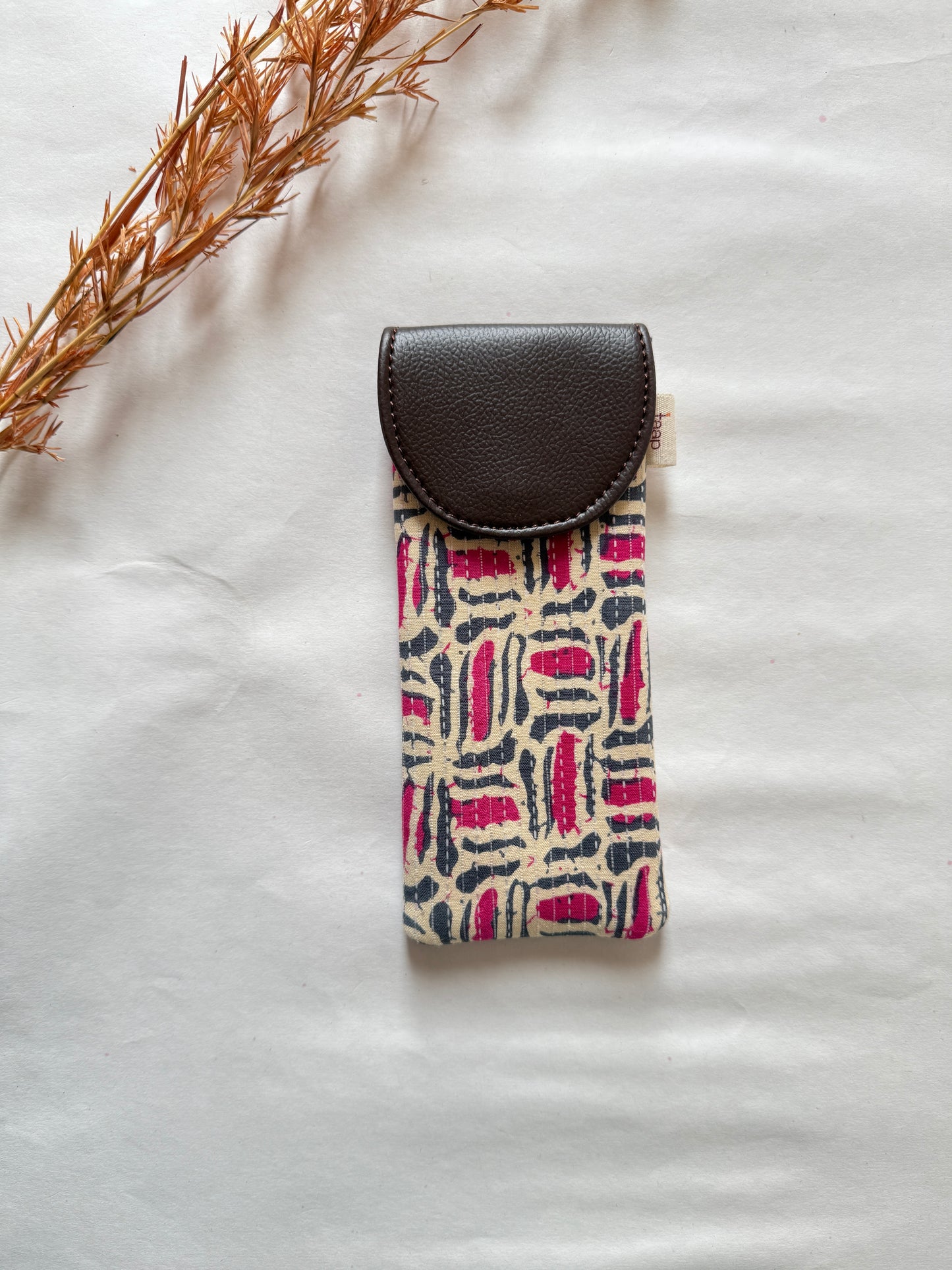 Berry Blocks Sunglass Cover – Gentle Guard for Your Shades