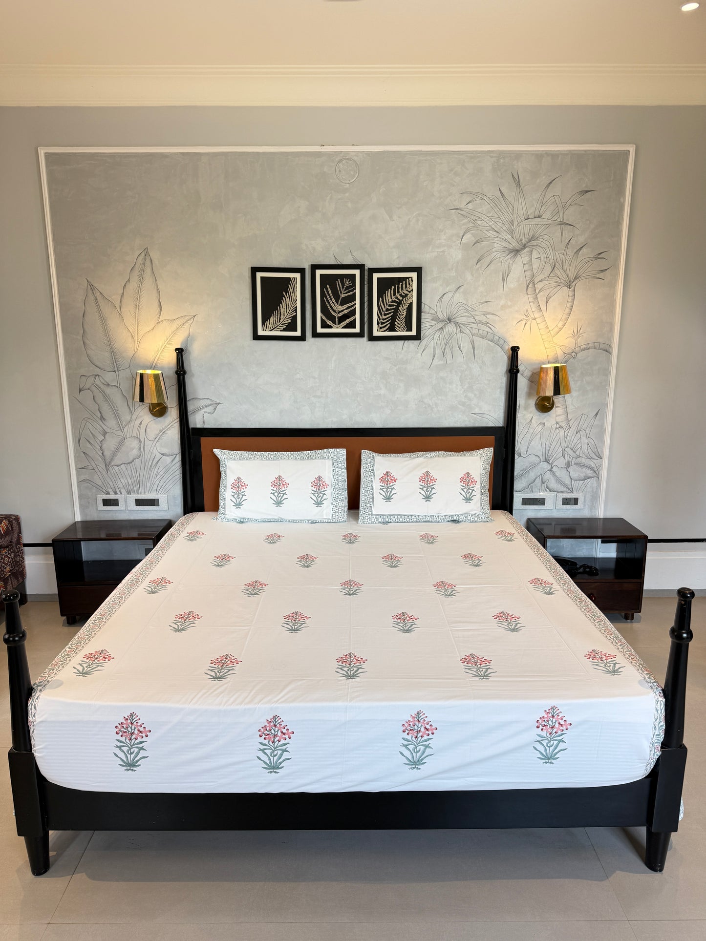 Flora HandBlock King Size Bedsheet with 2 Pillow Covers (108”*108”)