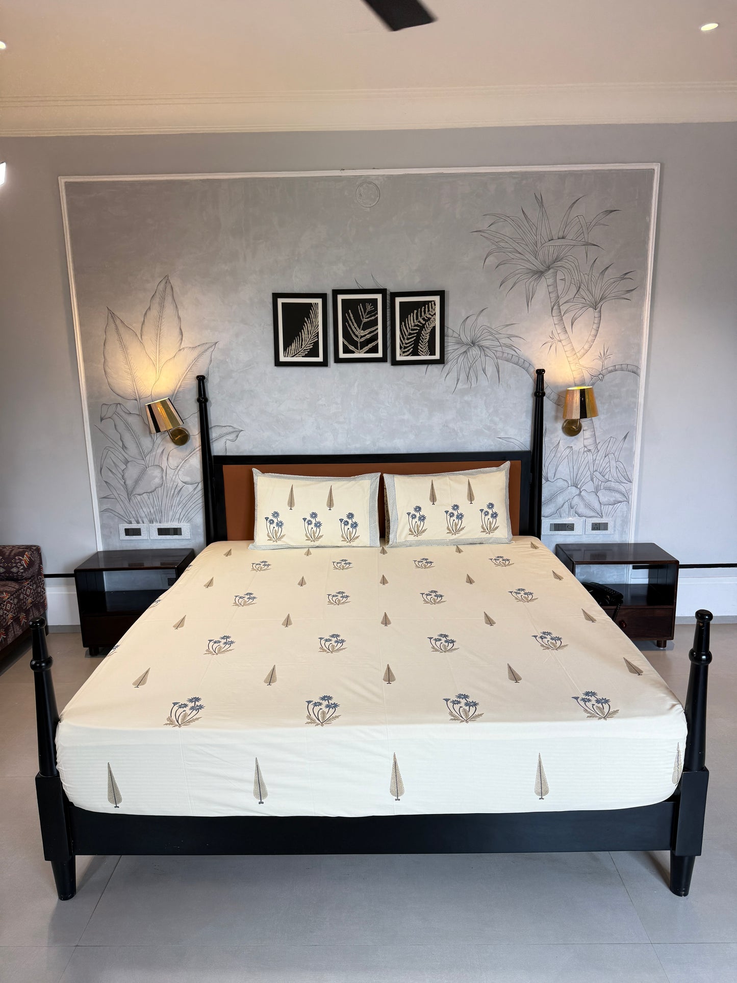 Blue Meadow HandBlock Queen Size Bedsheet Set with 2 Pillow Covers (90”*108”)