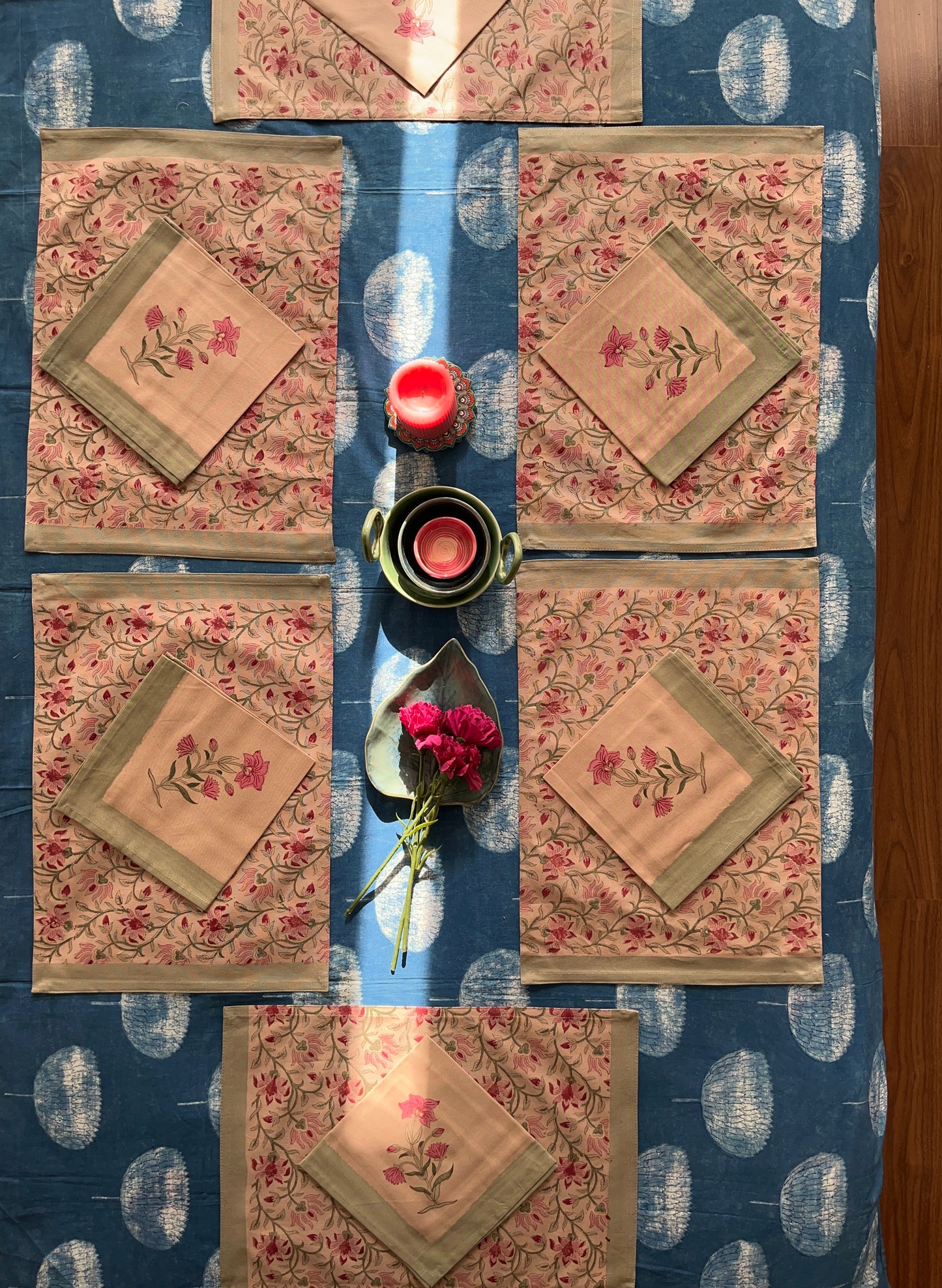 Vintage Charm HandBlock Dining Mat & Napkin Set of 6