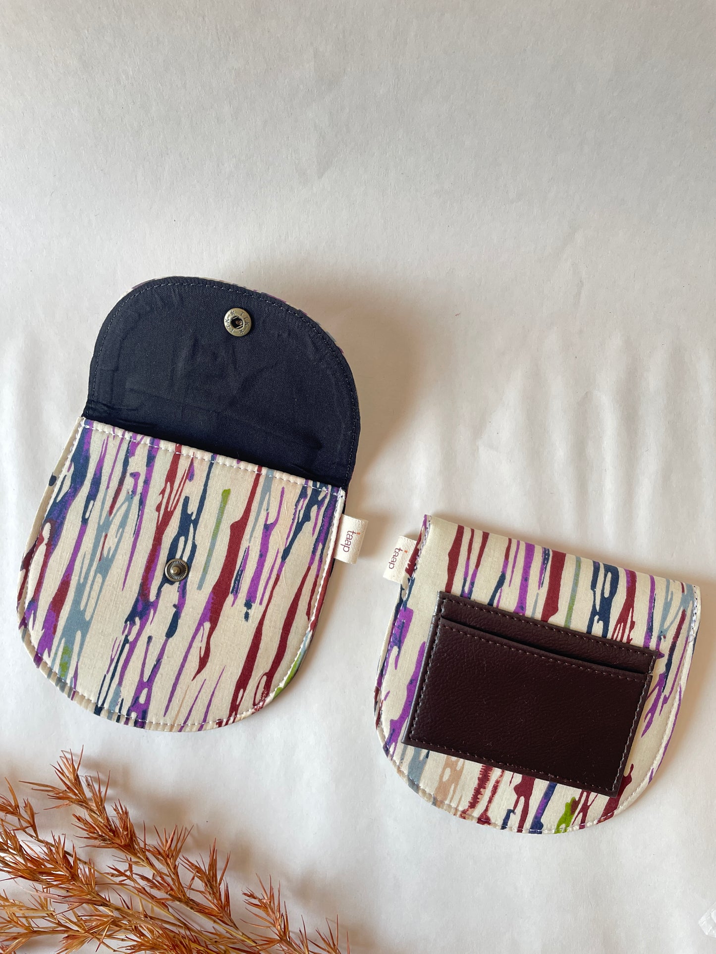 Urban Ikat Money Pouch – Pocket-Sized Organizer for Everyday Essentials