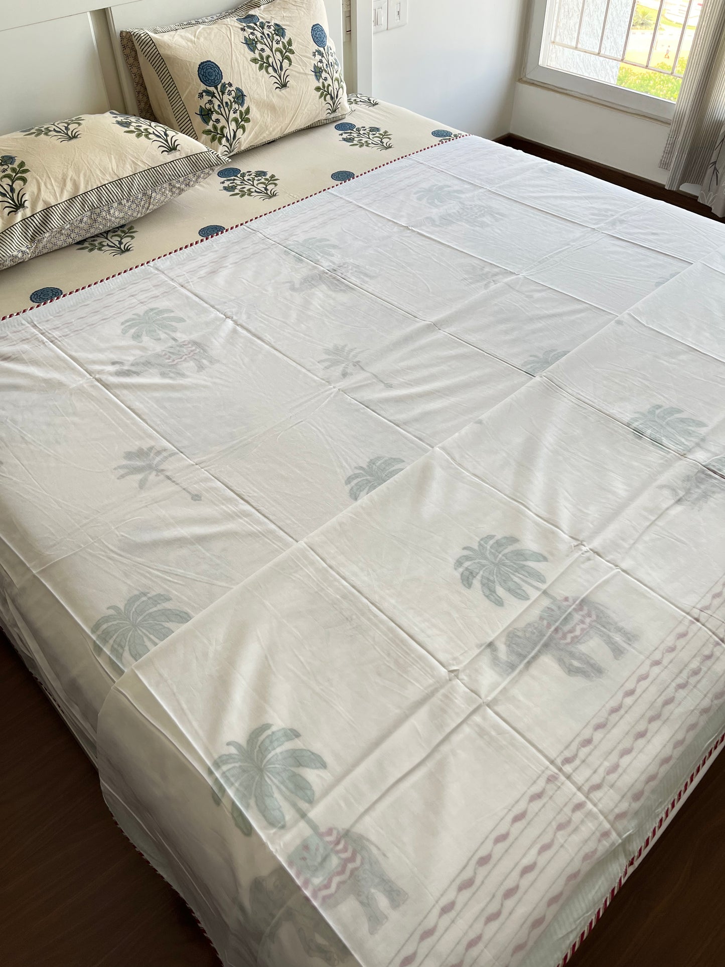 Palm & Elephant Dream Handblock 3D Mulmul Double Bed Dohar (90”*108”)