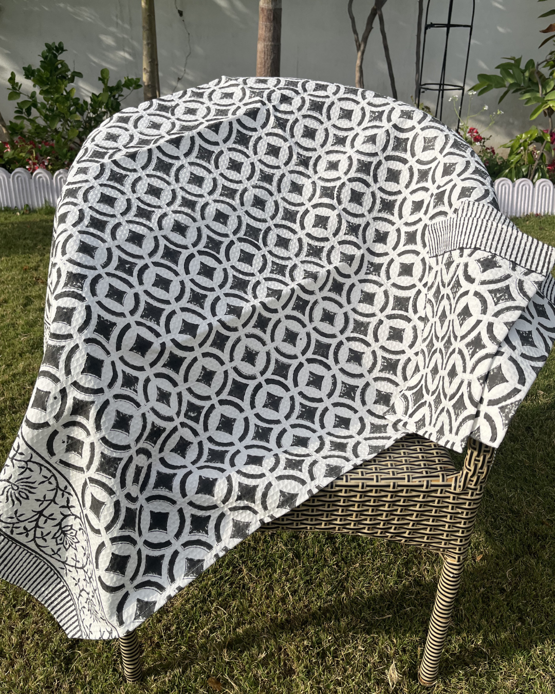 Floral Square Handblock Cotton Waffle Bath Towe Set ( 1 Bath Towel + 2 Hand Towel)