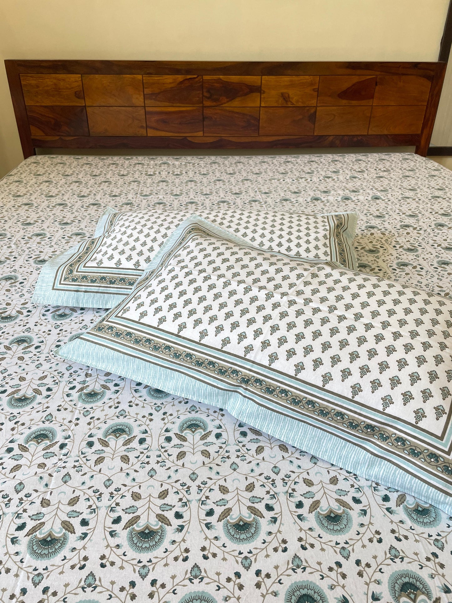 Green Mughal Floral Pure Cotton King Size Bedsheet Set with 2 Pillow Covers (108”*108”)