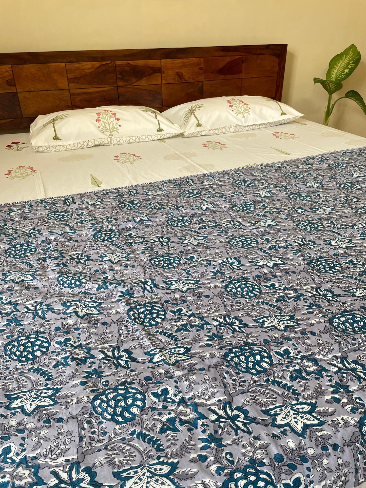 Soft Mulmul Cotton Screen Printed Double Bed Dohars