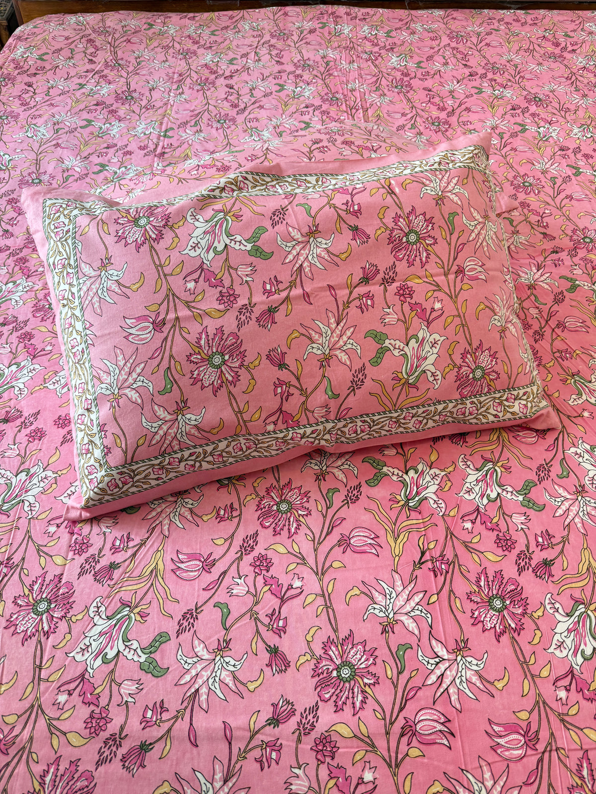 Persian Pink Pure Cotton King Size Bedsheet Set with 2 Pillow Covers (108”*108”)
