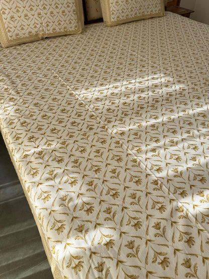 Cotton Queen Size Bedsheet with 2 Pillow Covers (90”*108”)