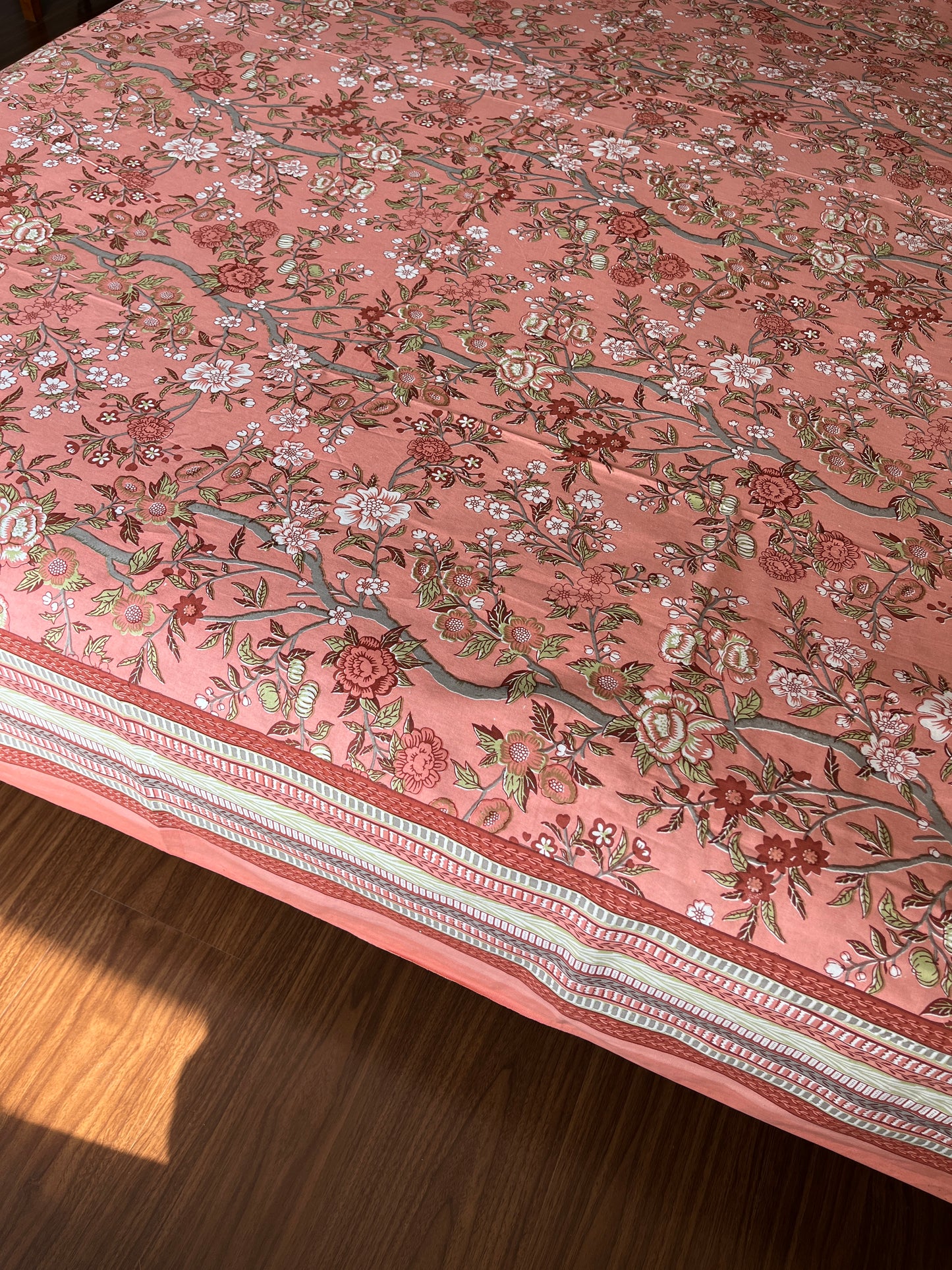 Peachy Bloom Cotton Queen Size Bedsheet with 2 Pillow Covers (100”*108”)