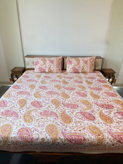 Sunset Paisley Pure Cotton King Size Bedsheet Set with 2 Pillow Covers (108”*108”)