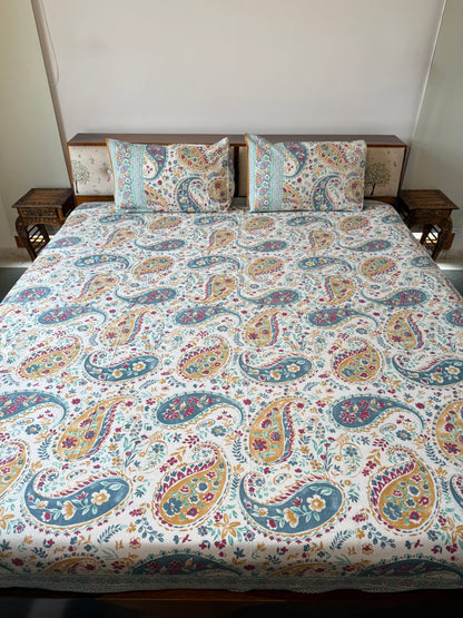 Gul Paisley Pure Cotton King Size Bedsheet Set with 2 Pillow Covers (108”*108”)