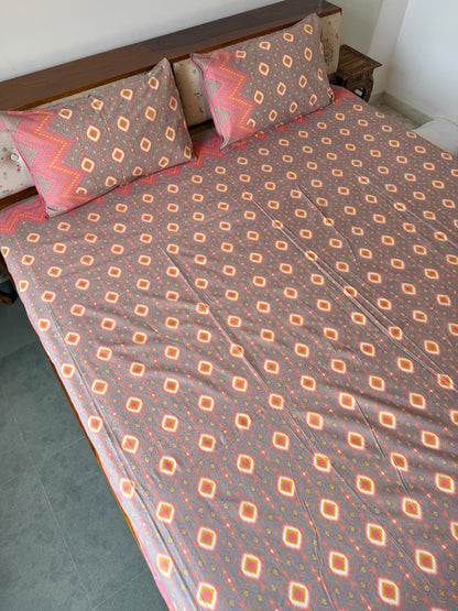 Terracotta Bloom Pure Cotton King Size Bedsheet Set with 2 Pillow Covers (108”*108”)