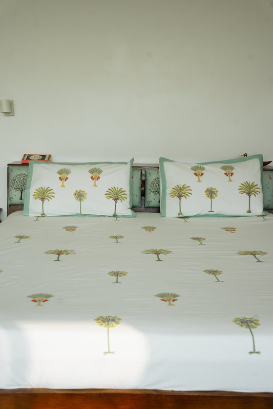 Indian Palm HandBlock Queen Size Bedsheet Set with 2 Pillow Covers (90”*108”)
