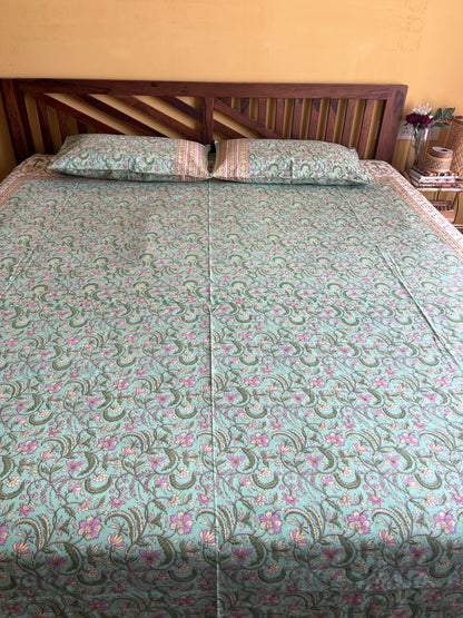 Morning Dew Cotton Queen Size Bedsheet with 2 Pillow Covers (90”*108”)