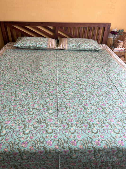 Morning Dew Cotton Queen Size Bedsheet with 2 Pillow Covers (90”*108”)