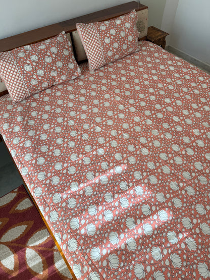 Coral Garden Pure Cotton King Size Bedsheet Set with 2 Pillow Covers (108”*108”)