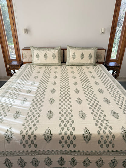 Cotton Queen Size Bedsheet with 2 Pillow Covers (90”*108”)