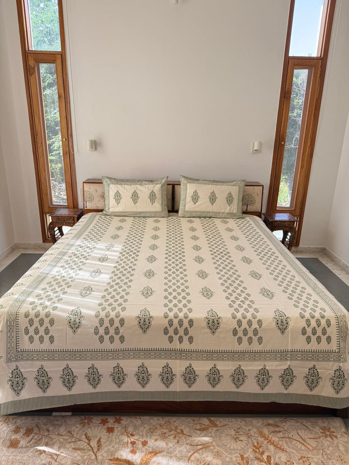 Cotton Queen Size Bedsheet with 2 Pillow Covers (90”*108”)