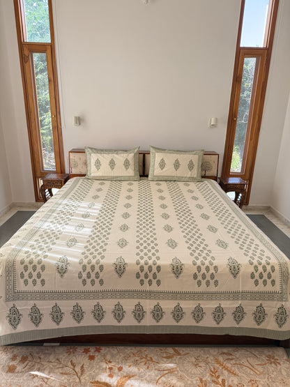 Cotton Queen Size Bedsheet with 2 Pillow Covers (90”*108”)