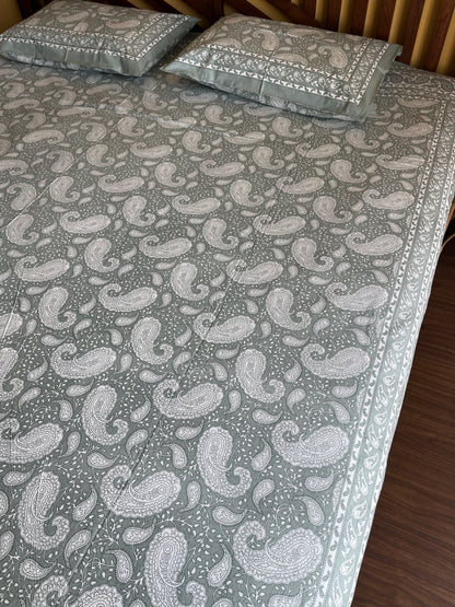 Mint Paisely Cotton Queen Size Bedsheet with 2 Pillow Covers (90”*108”)