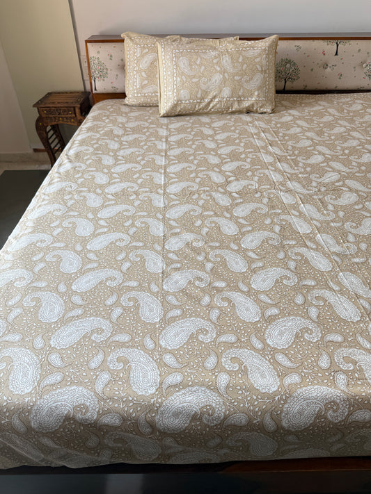 Mustard Paisely Pure Cotton King Size Bedsheet Set with 2 Pillow Covers (108”*108”)