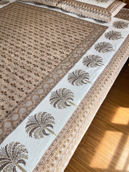 Sandy Palm Cotton Queen Size Bedsheet with 2 pillow covers (90”*108”)