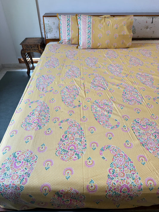 Amber Paisely Pure Cotton King Size Bedsheet Set with 2 Pillow Covers (108”*108”)