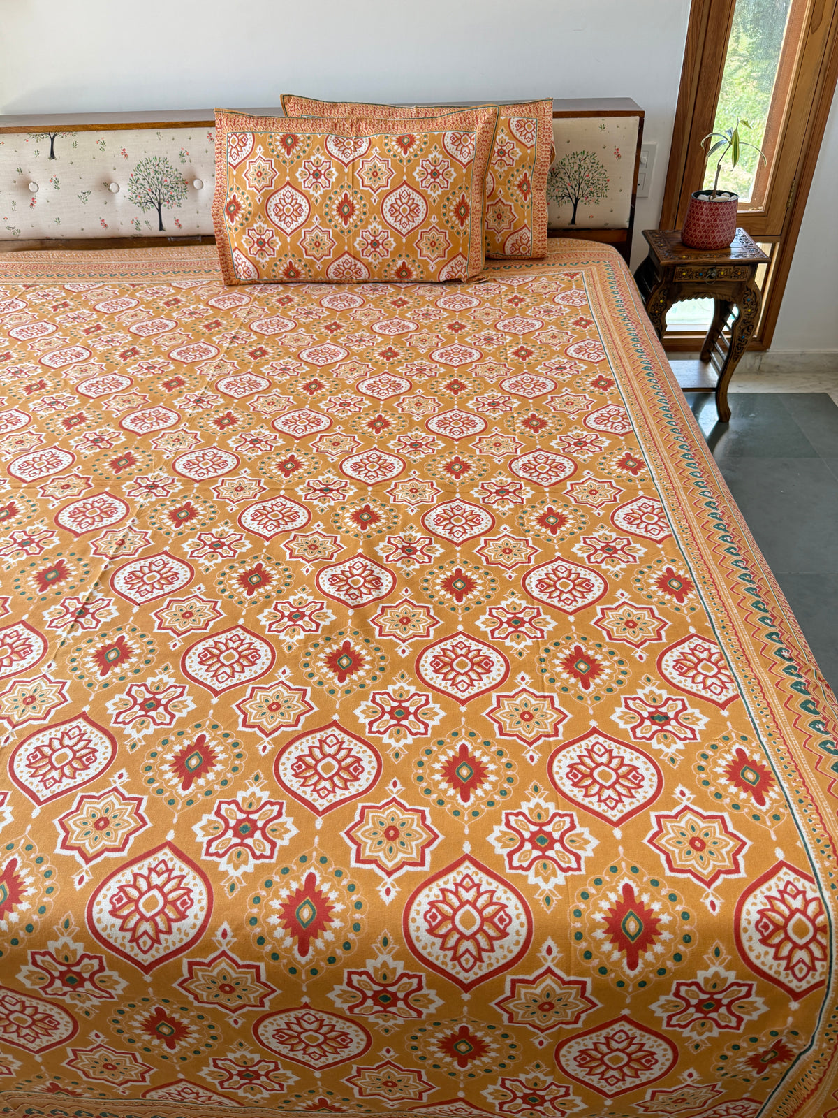 Cotton Queen Size Bedsheet with 2 Pillow Covers (90”*108”)