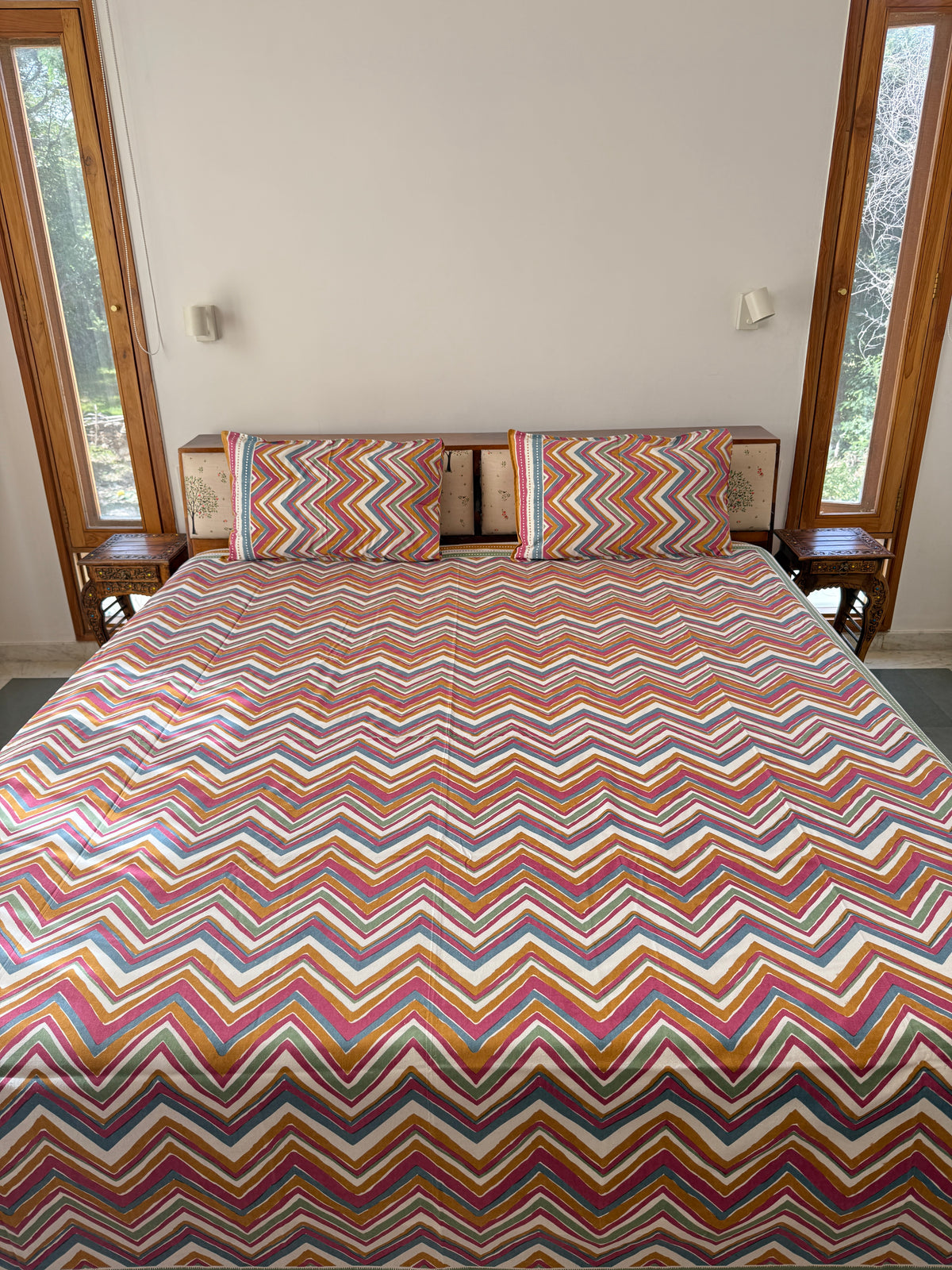 Cotton Queen Size Bedsheet with 2 Pillow Covers (90”*108”)