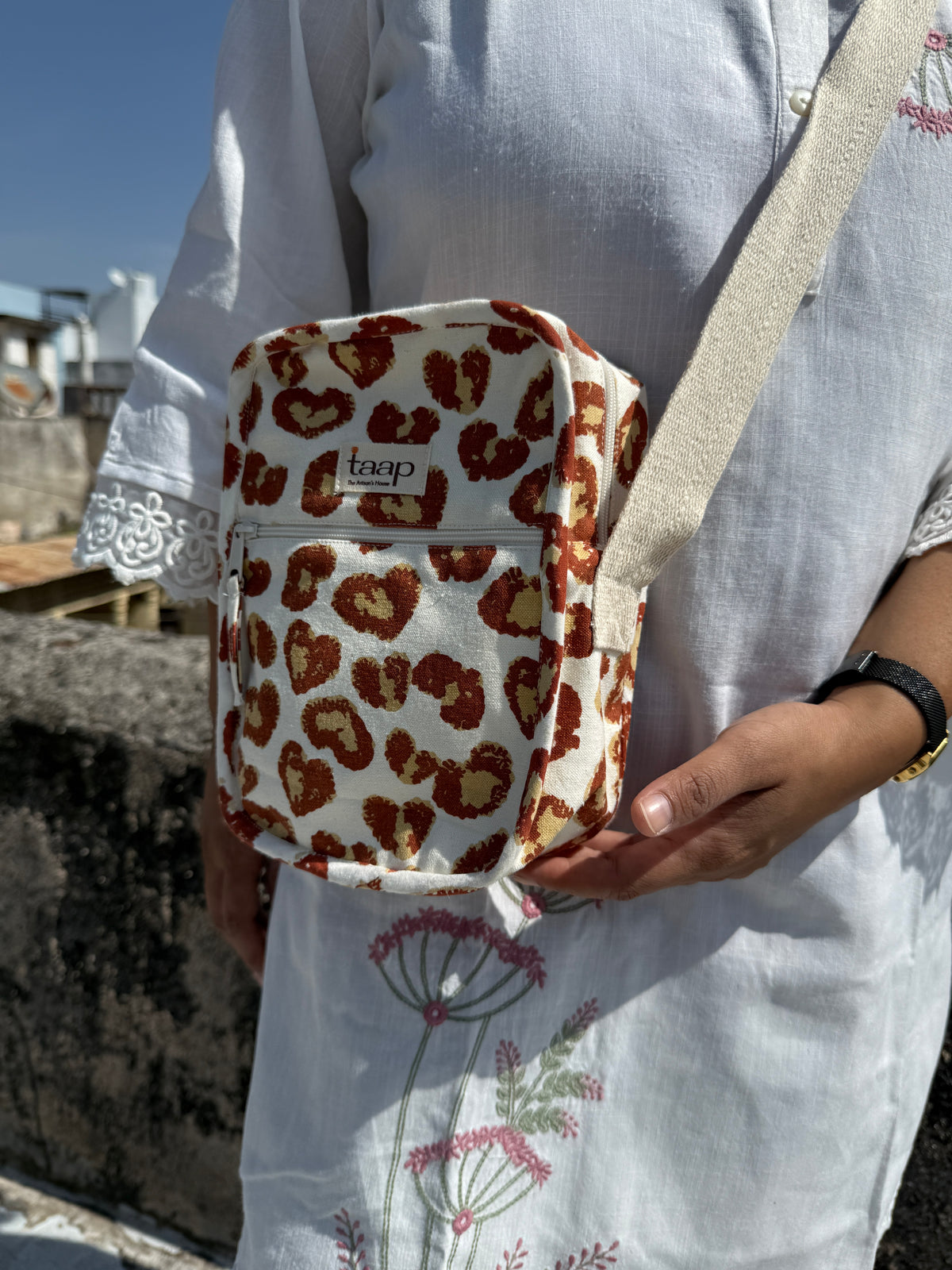 Leopard Cotton Canvas Vertical Crossbody Sling – Travel Light, Stay Stylish