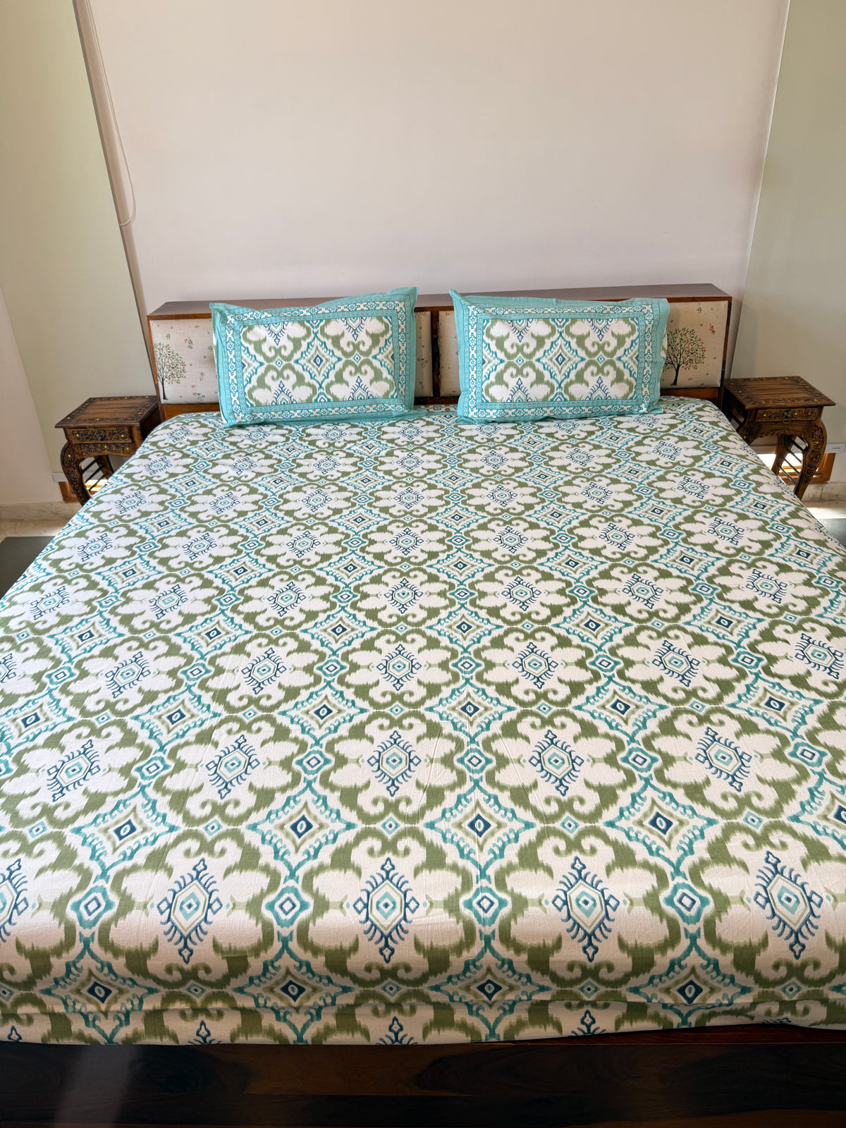Pure Cotton King Size Bedsheet Set with 2 Pillow Covers (108”*108”)