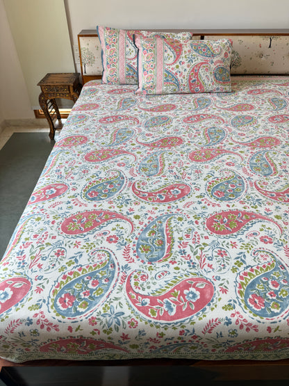 Royal Paisley Pure Cotton King Size Bedsheet Set with 2 Pillow Covers (108”*108”)