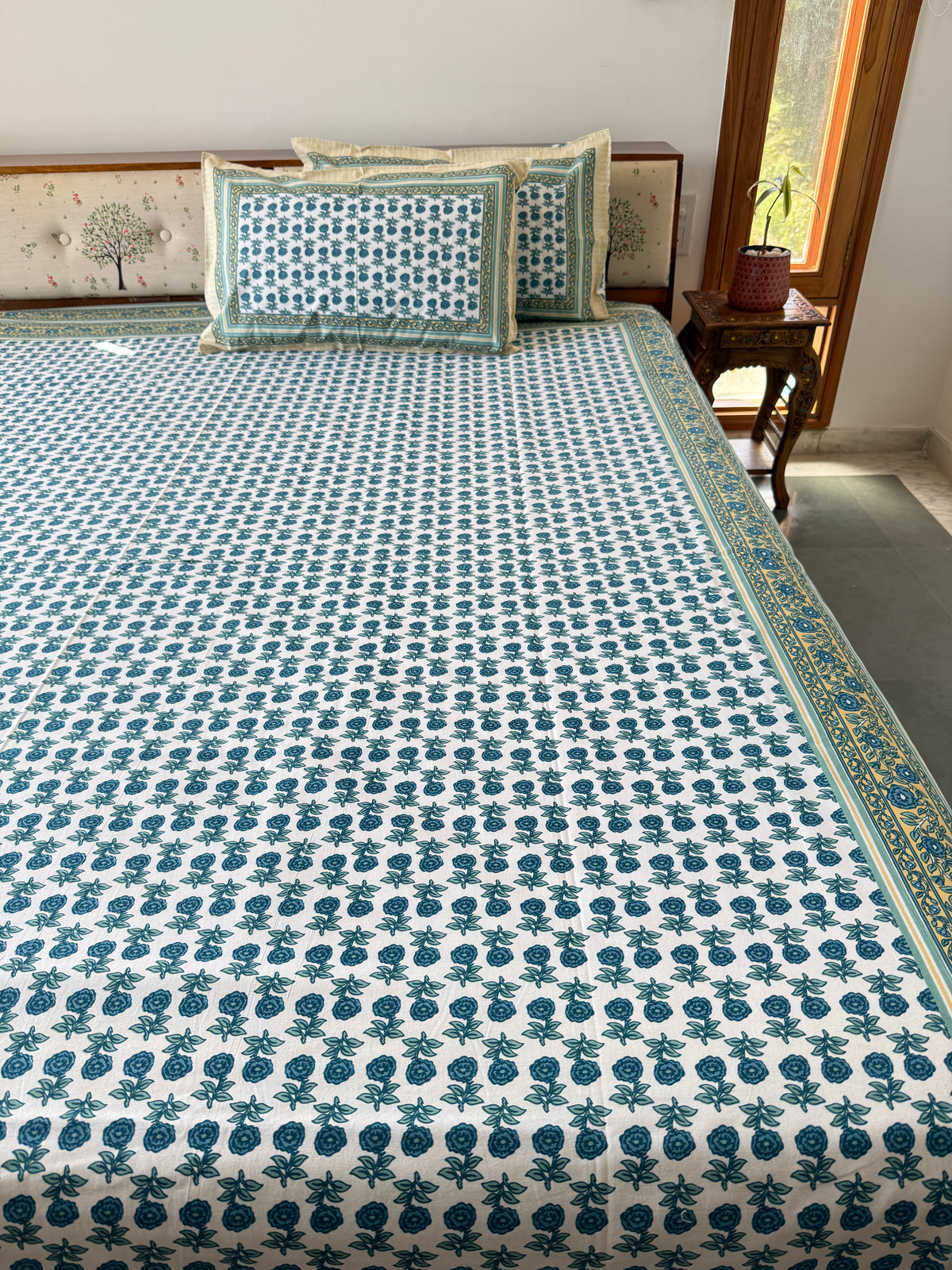 Cotton Queen Size Bedsheet with 2 Pillow Covers (90”*108”)
