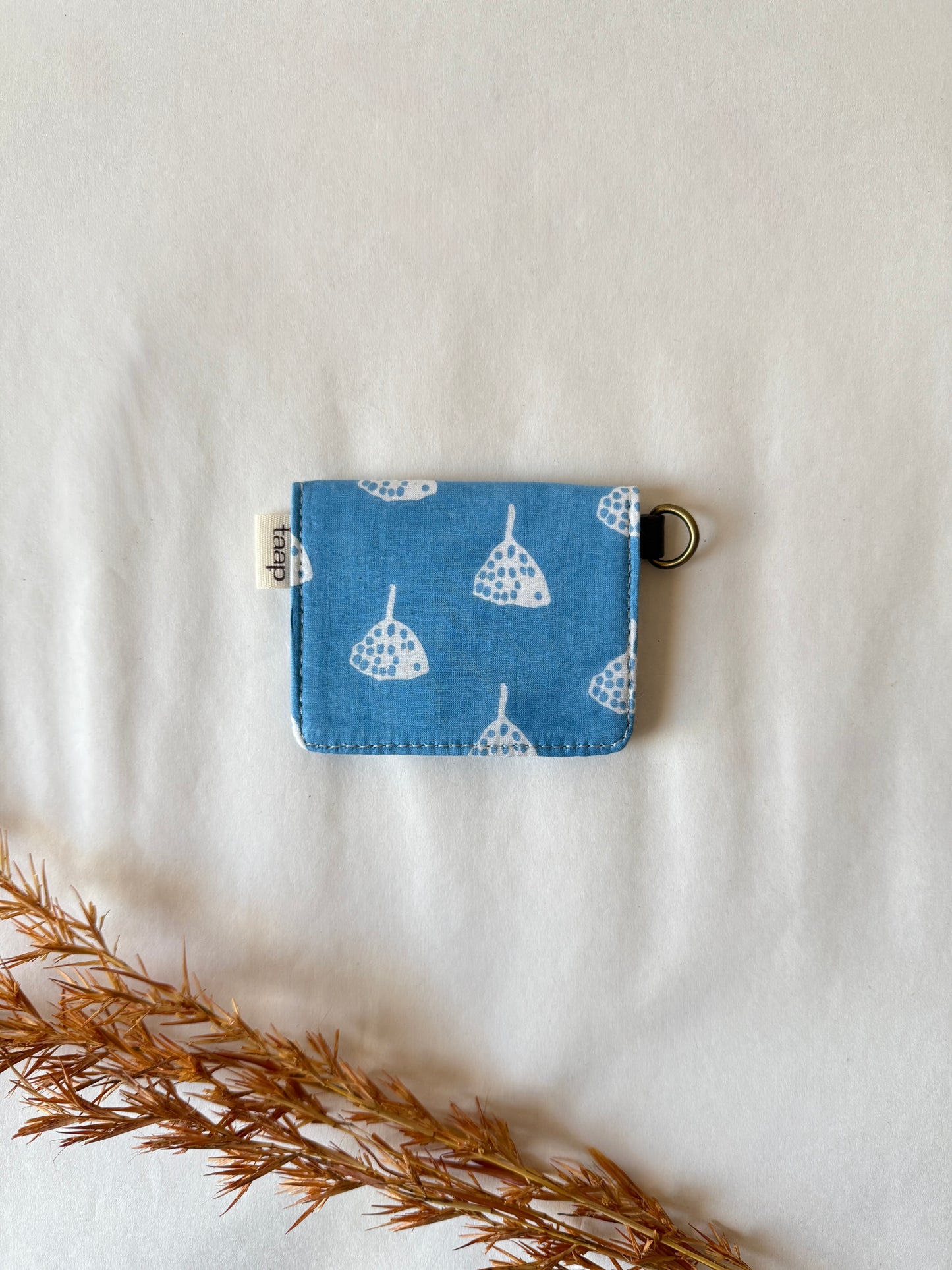 Blue Ginkgo Dots Card Wallet – Compact Security with a Touch of Tradition