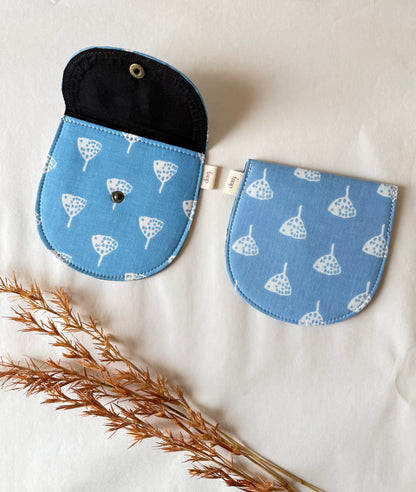 Ginkgo Dots Money Pouch – Pocket-Sized Organizer for Everyday Essentials