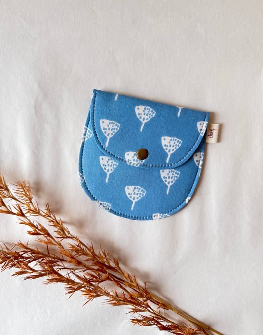 Ginkgo Dots Money Pouch – Pocket-Sized Organizer for Everyday Essentials