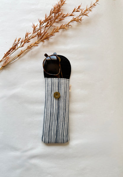 Seaside Stripes Charm Sunglass Cover – Gentle Guard for Your Shades