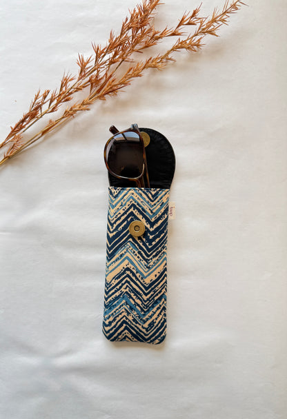 Blue Mirage Charm Sunglass Cover – Gentle Guard for Your Shades