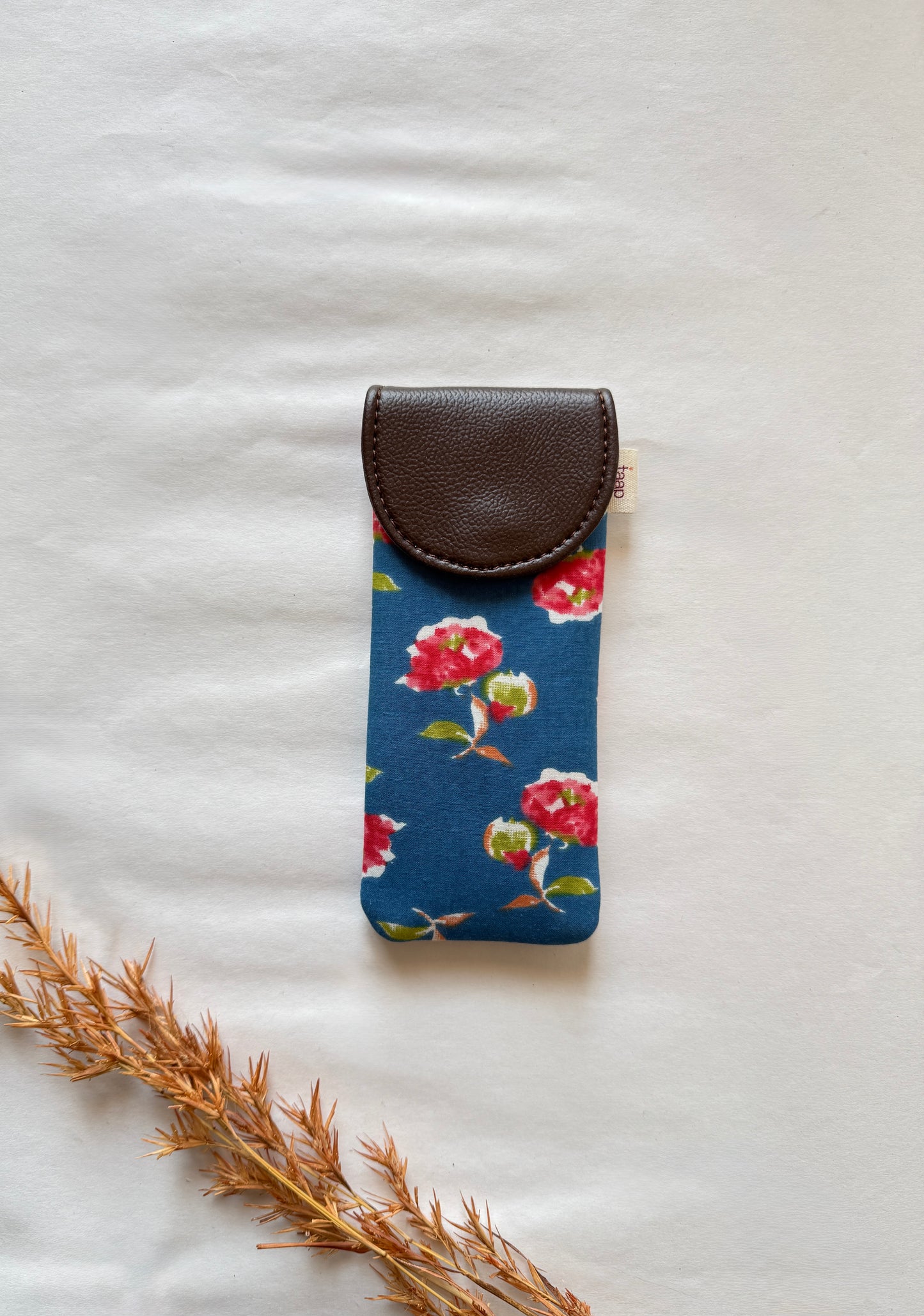 Indigo Rose Charm Sunglass Cover – Gentle Guard for Your Shades