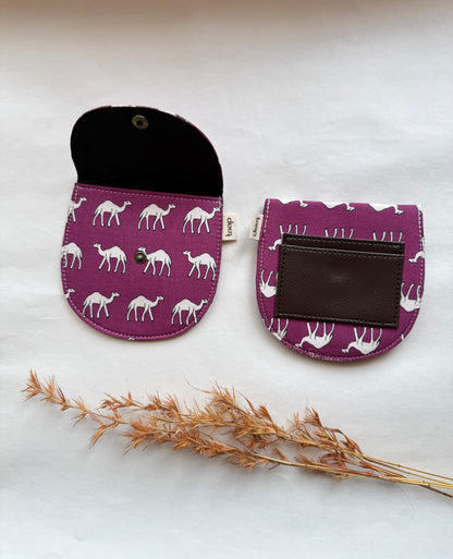 Desert Parade Money Pouch – Pocket-Sized Organizer for Everyday Essentials
