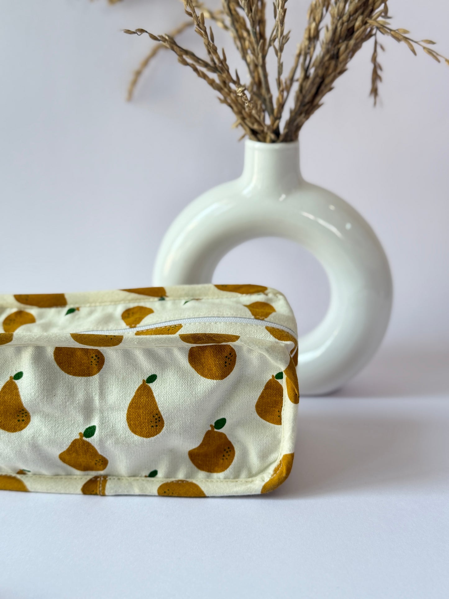 Pear Cotton Canvas Box Pouch – Compact Storage with a Sharp Edge