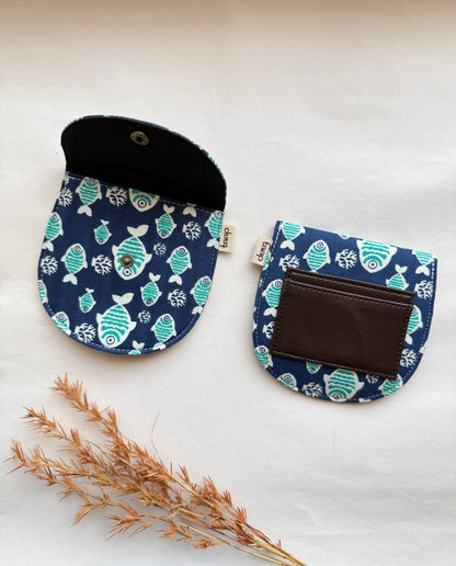 Midnight Reef Money Pouch – Pocket-Sized Organizer for Everyday Essentials l