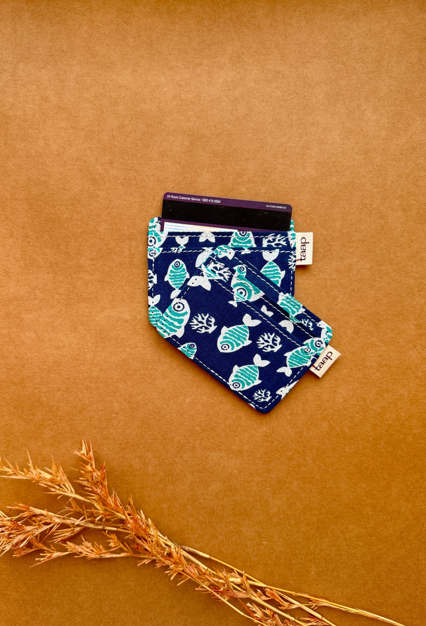 Midnight Reef Pastures Card Holder – Slim, Stylish & Smartly Functional