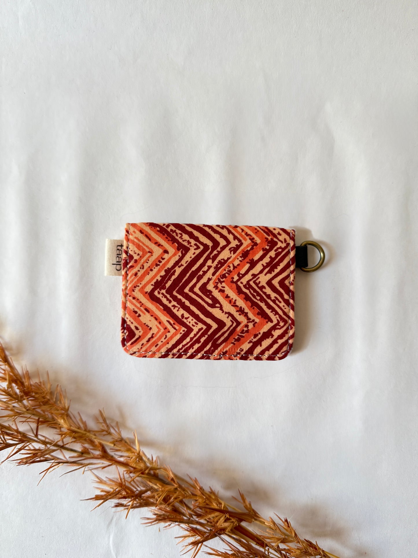 Dessert Chevron Card Wallet – Compact Security with a Touch of Tradition