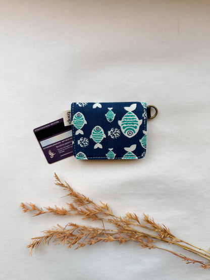 Midnight Reef Card Wallet – Compact Security with a Touch of Tradition