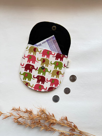 Colourful Herd Money Pouch – Pocket-Sized Organizer for Everyday Essentials